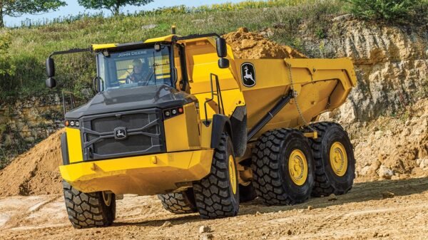 30 Ton Rock Truck