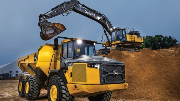 30 Ton Rock Truck